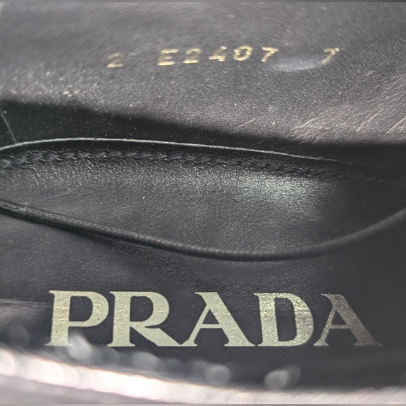 Prada Size 8 dress shoes - Picture 5 of 5